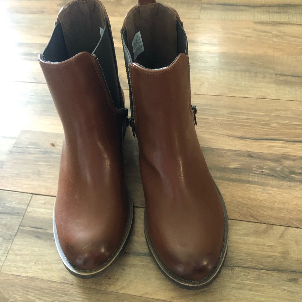 NWOT Rocket Dog Camilla ankle boots